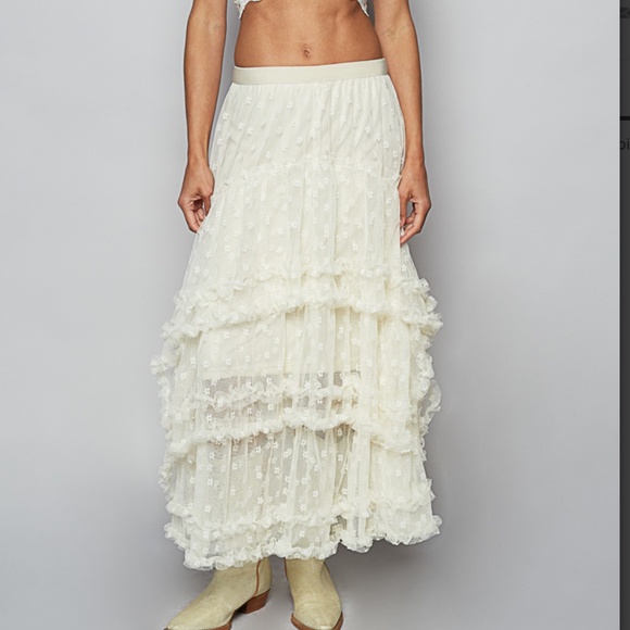 POL Cream Floral Embroidered Lined Layered Maxi Skirt - Picture 2 of 6